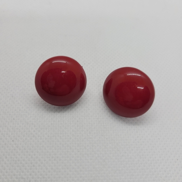 Vintage Red Button Earrings - Picture 1 of 3